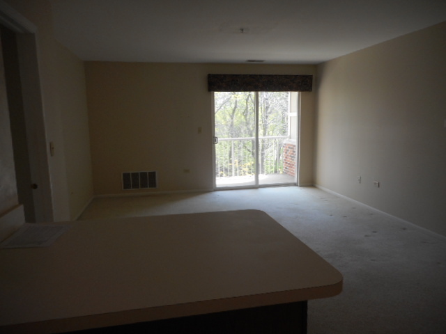 605 Barrington Avenue 340 Property Photo 14