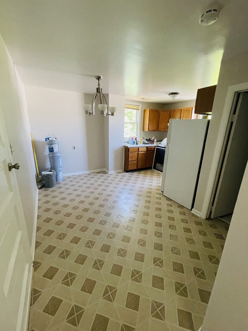 9330 S 51st Avenue Property Photo 3