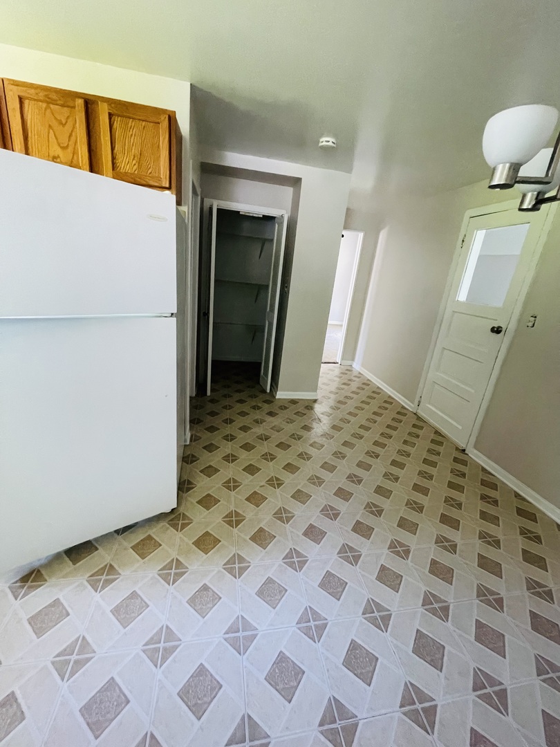9330 S 51st Avenue Property Photo 4
