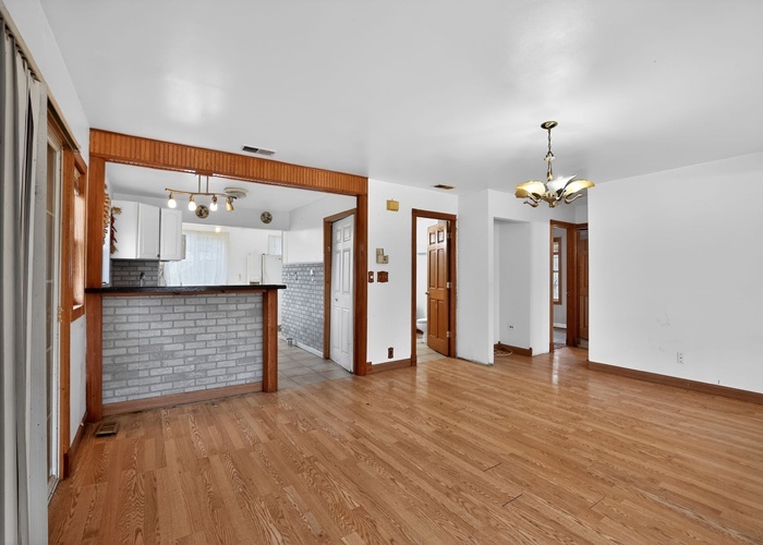 25174 W Claridan Avenue Property Photo 11