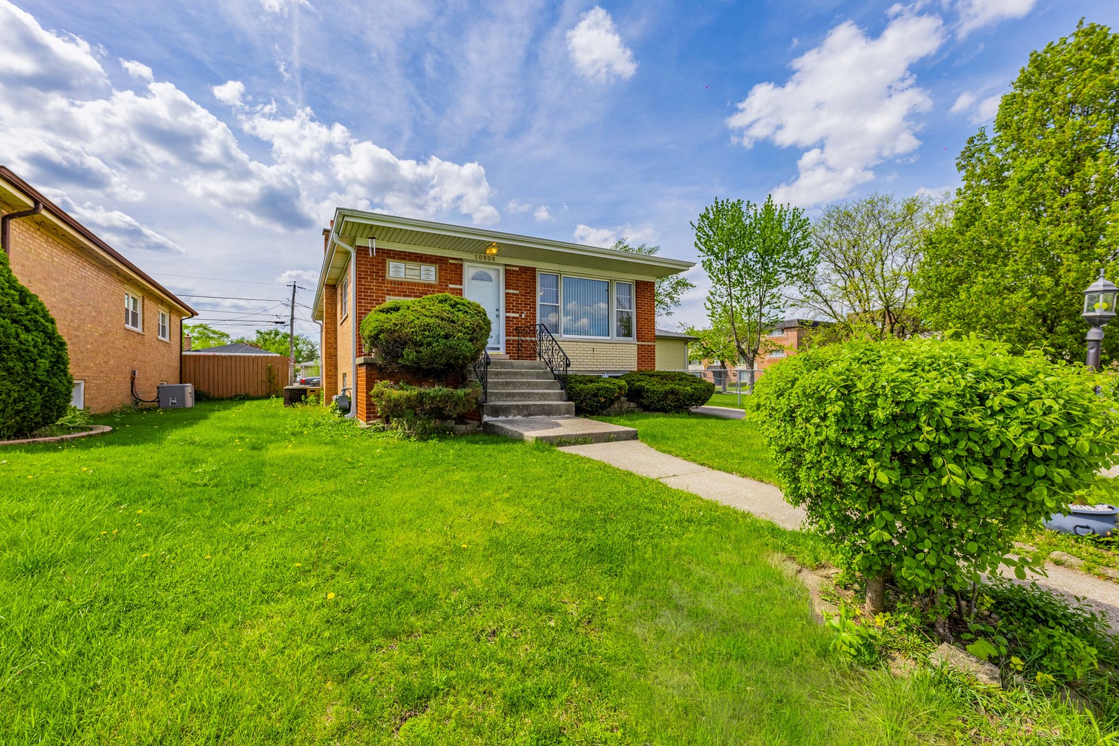 10808 Major Avenue Property Photo 2
