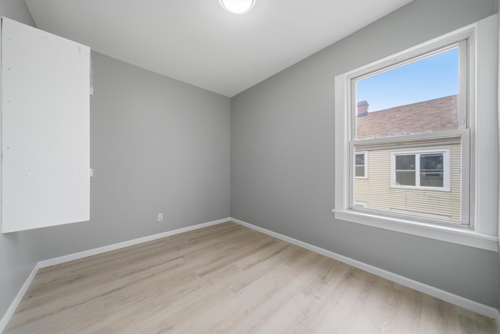 1417 S 48th Court Property Photo 6