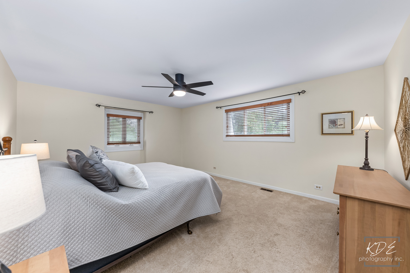 21w325 Sunnyside Drive Property Photo 33