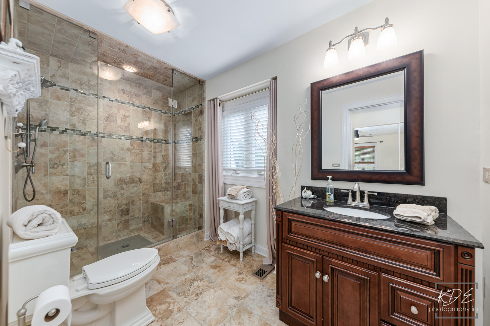 21w325 Sunnyside Drive Property Photo 34