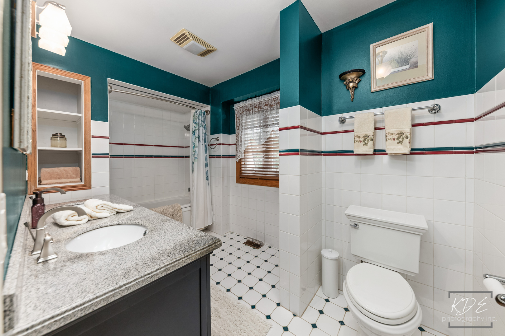 21w325 Sunnyside Drive Property Photo 41