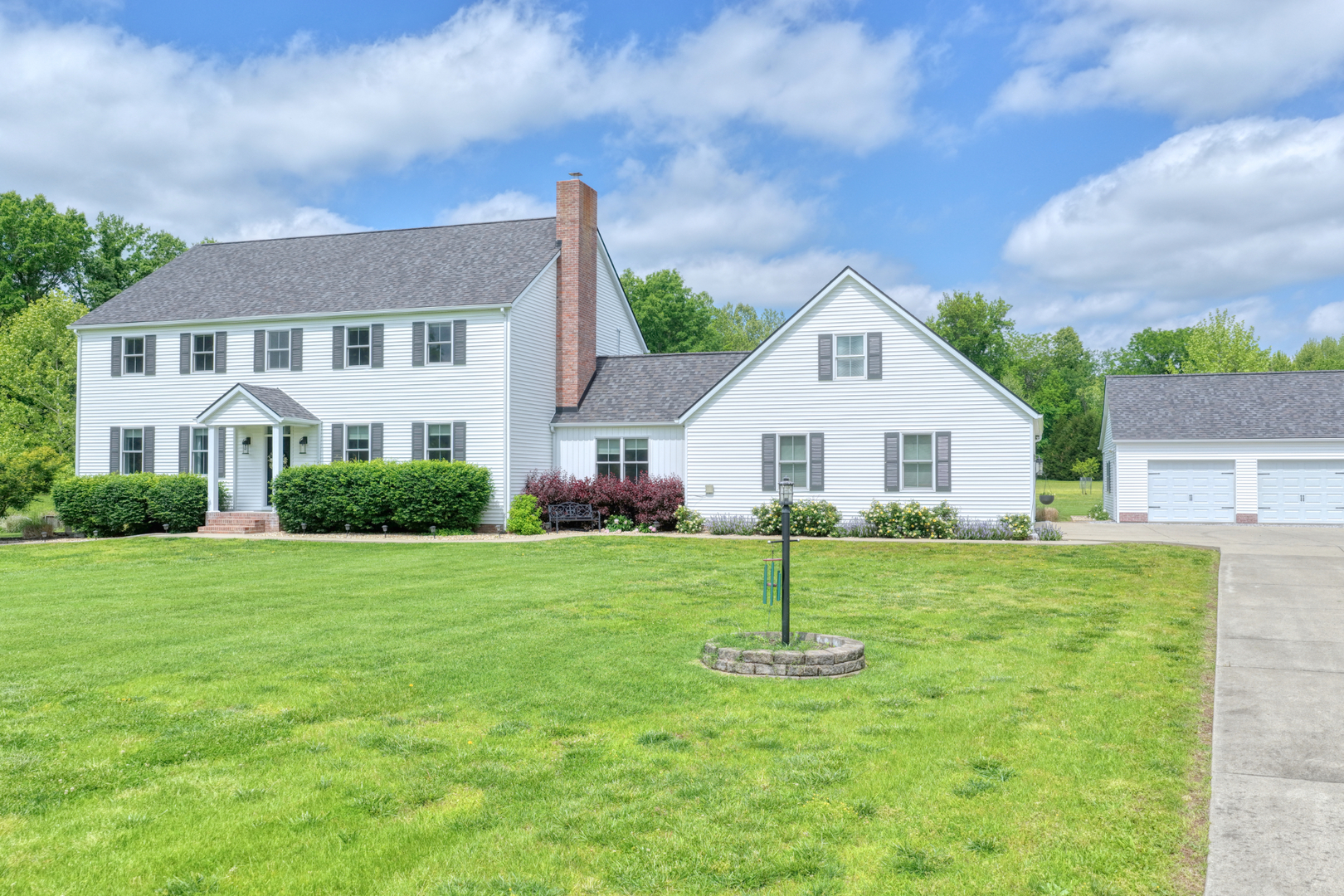 1354 Hickory Trail Property Photo 1