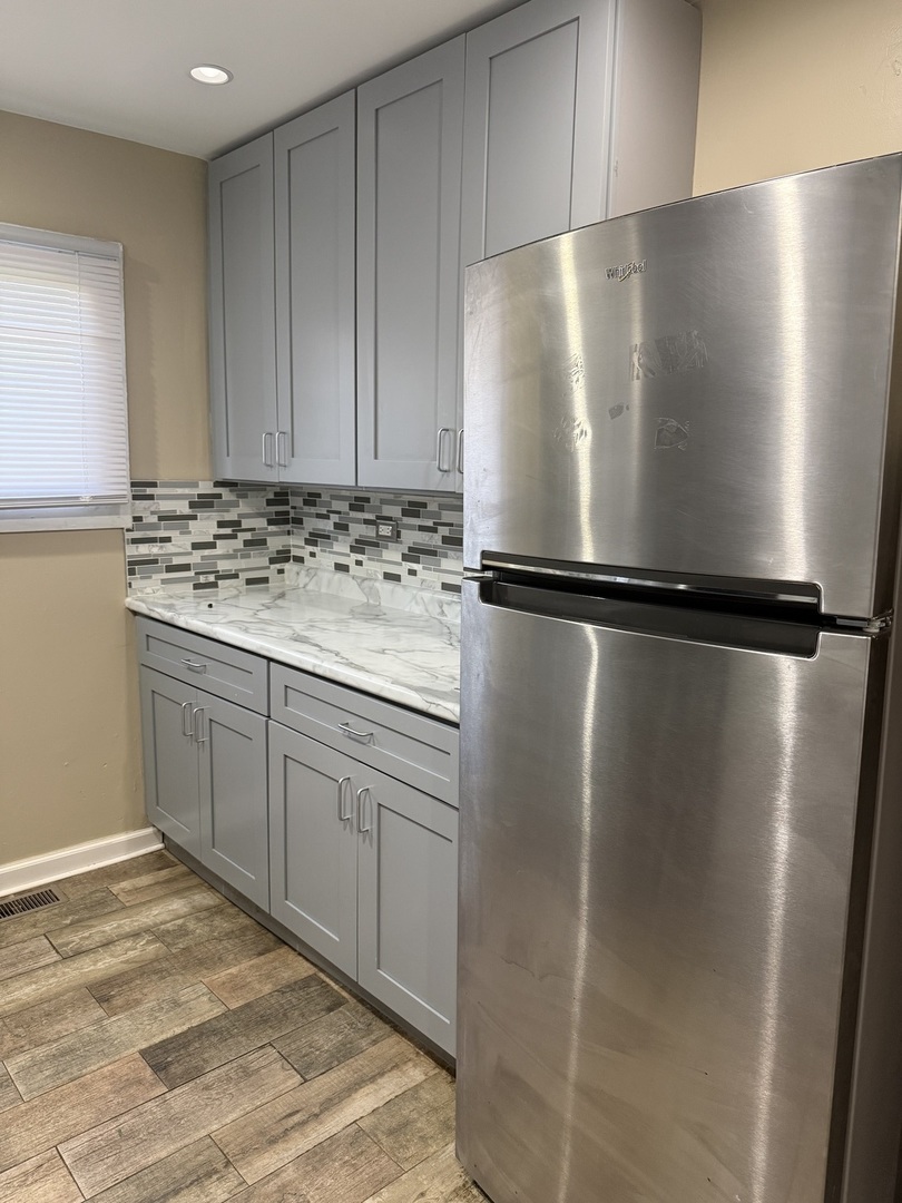 4764 S Shields Avenue Property Photo 5