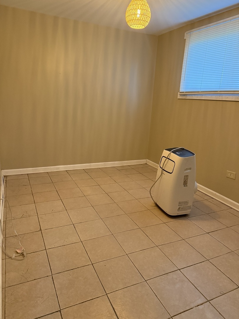 4764 S Shields Avenue Property Photo 17