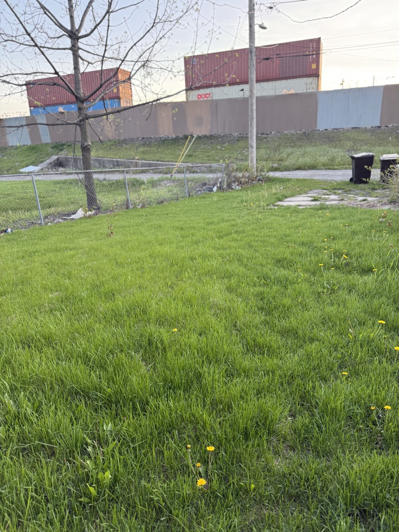 4764 S Shields Avenue Property Photo 21
