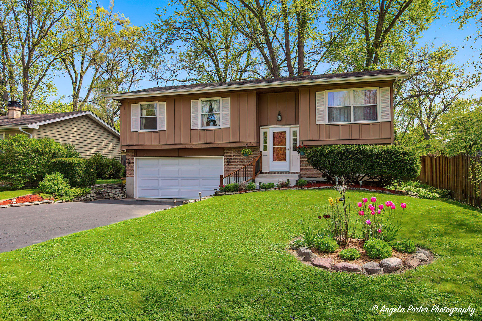 305 Woodbine Avenue Property Photo 1