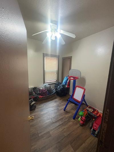 7512 S Saint Lawrence Avenue Property Photo 5