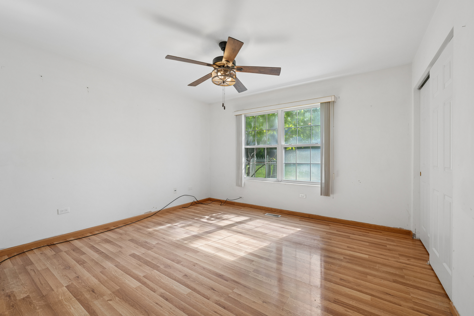904 Garden Lane Property Photo 6