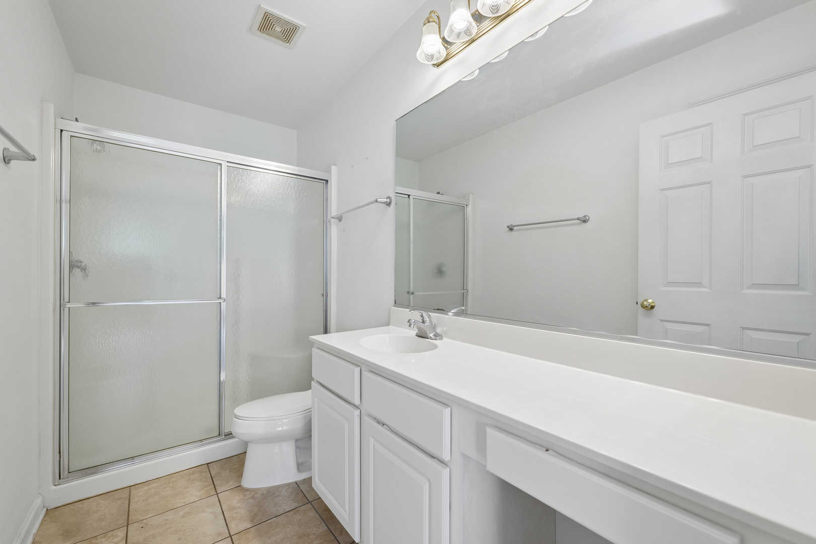 904 Garden Lane Property Photo 7