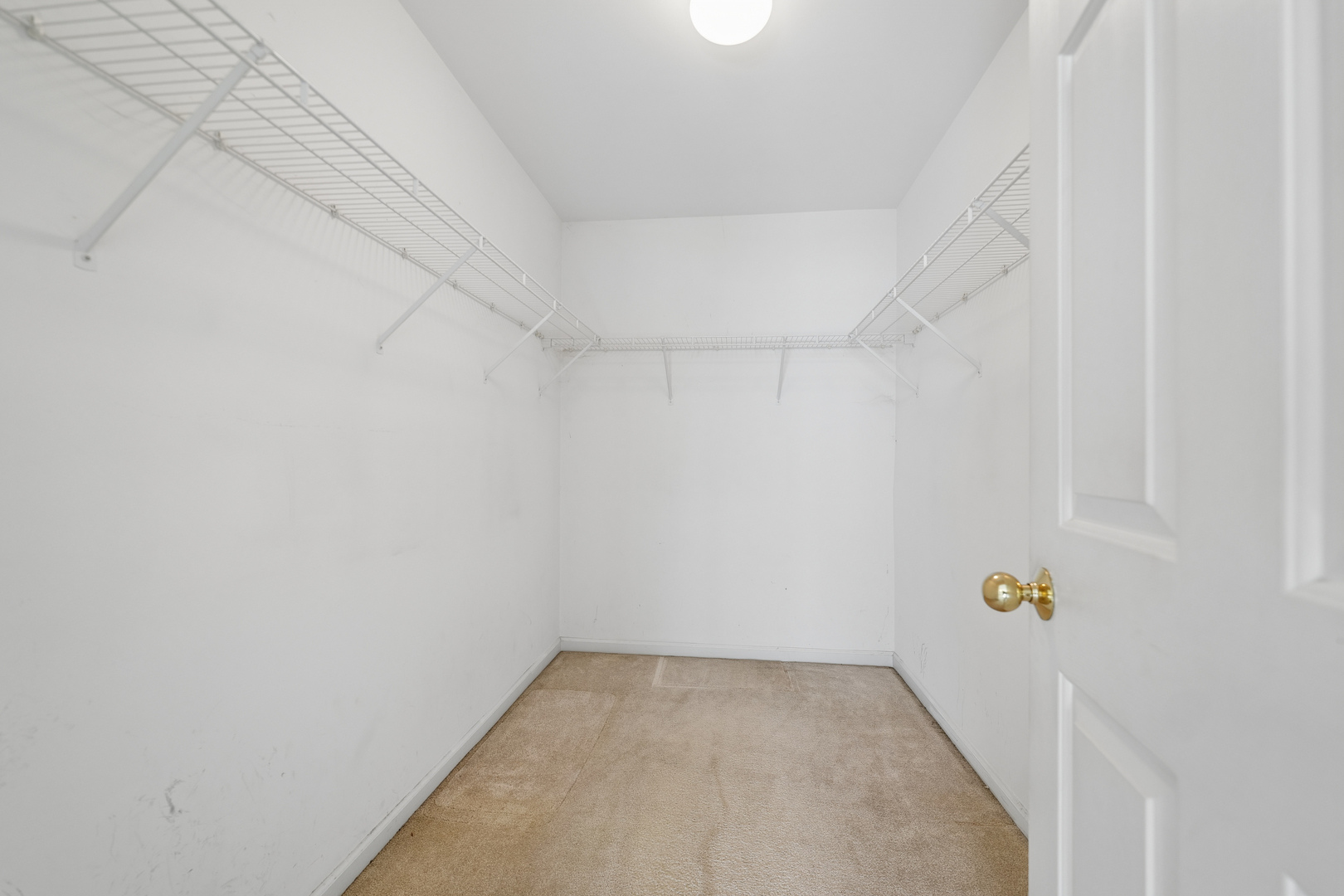 904 Garden Lane Property Photo 11