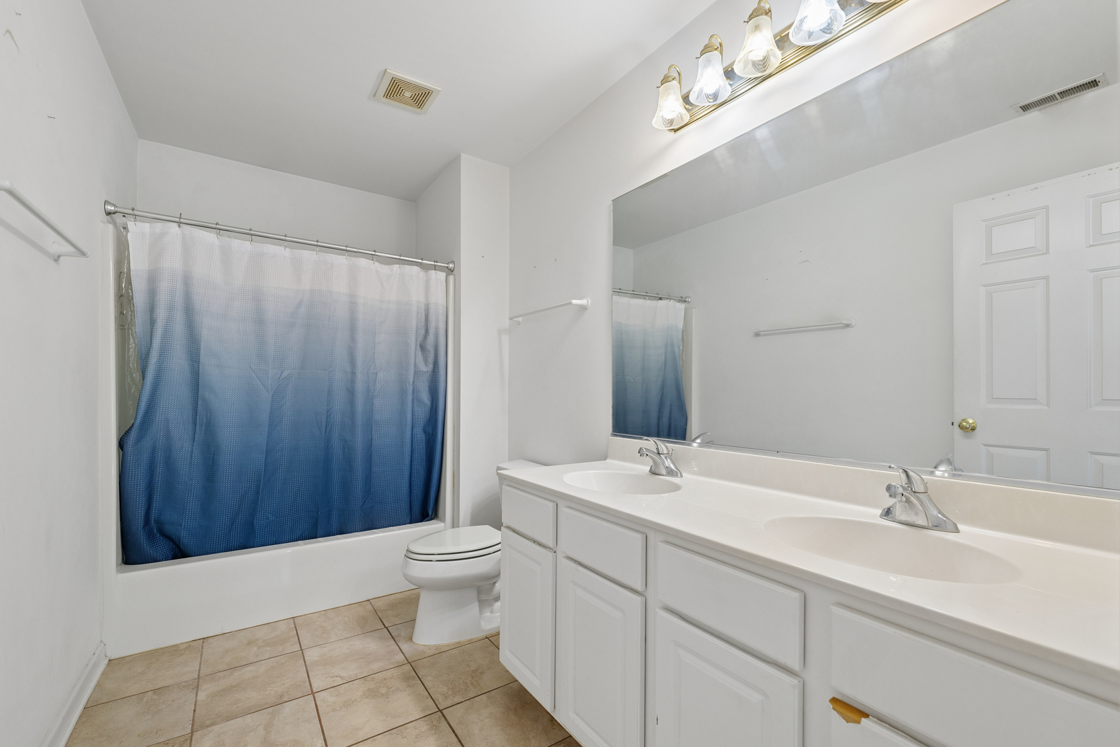 904 Garden Lane Property Photo 12