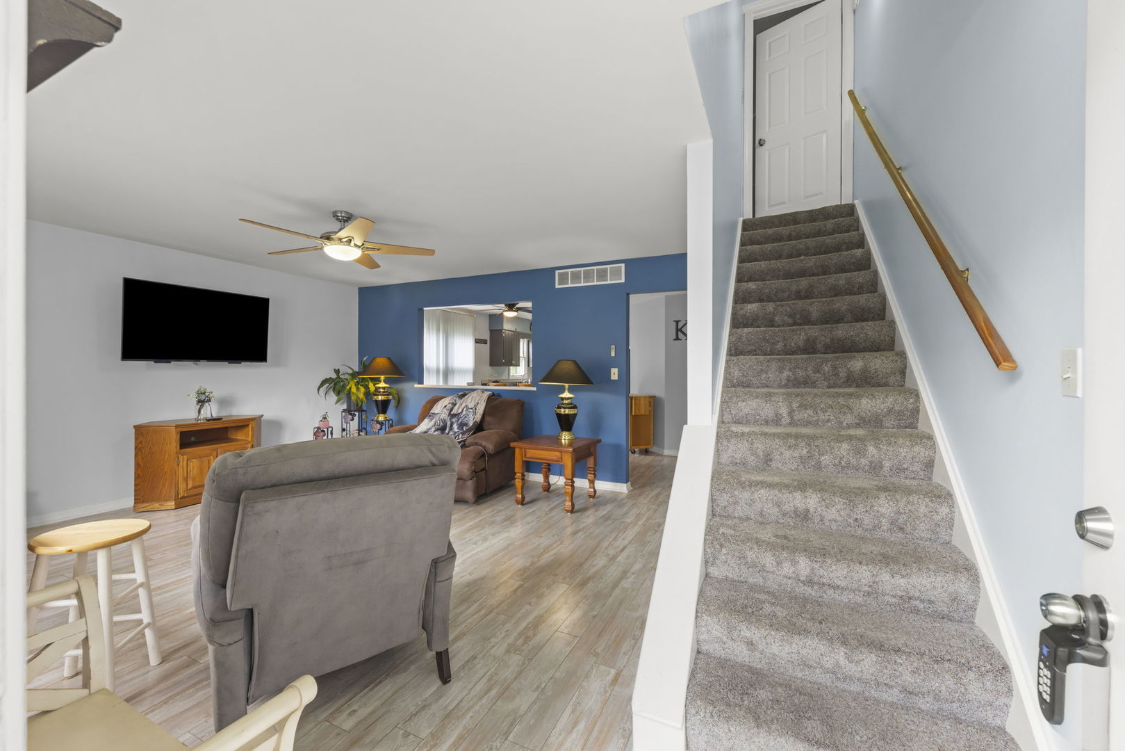 575 Elizabeth Drive Property Photo 3