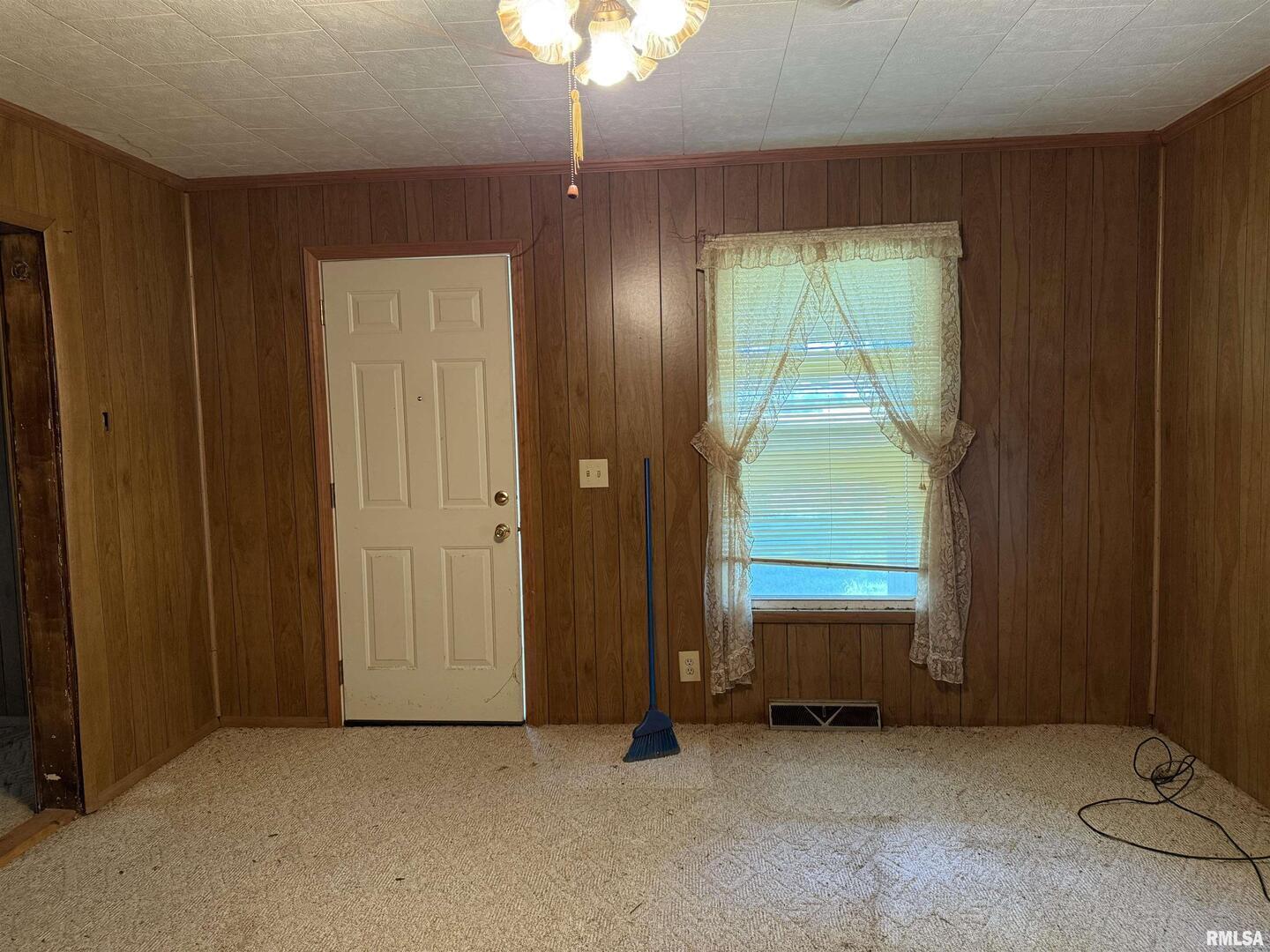967 N Bunker Street Property Photo 10