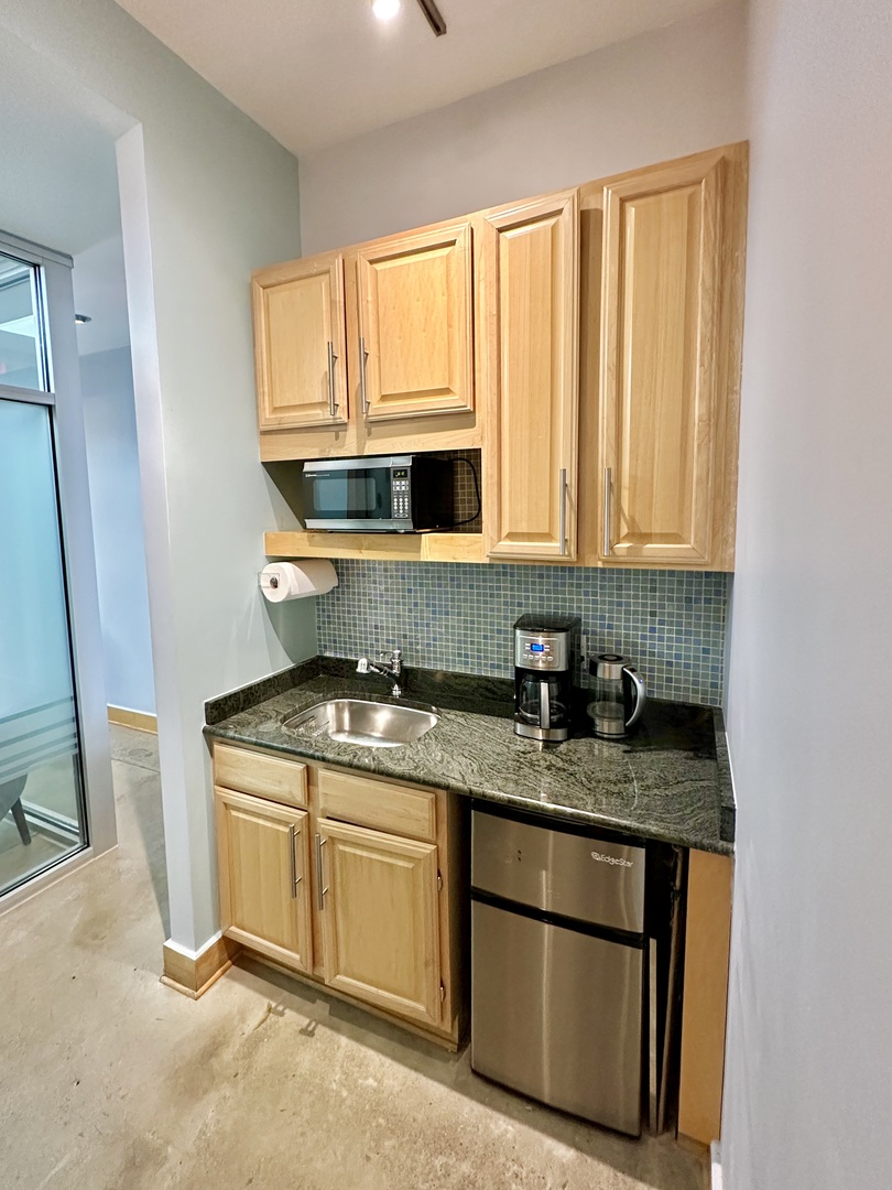 3615 N Ashland Avenue C1n Property Photo 17