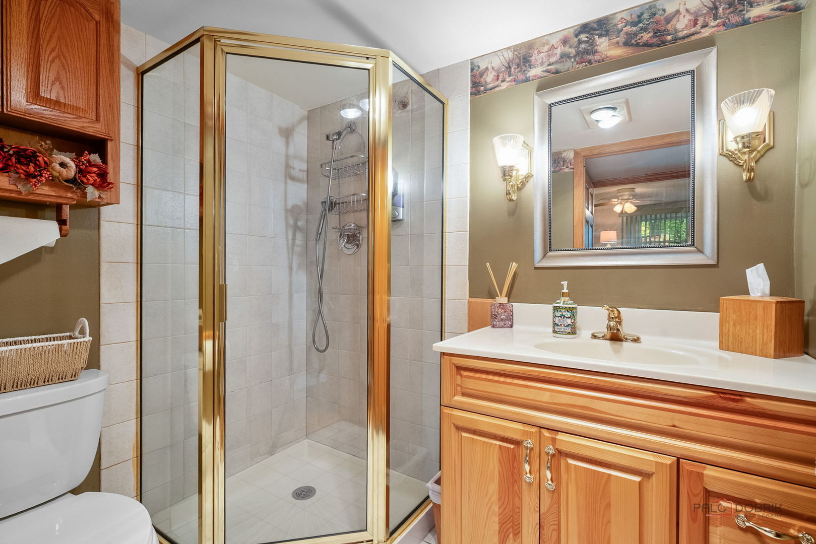 615 E Golf Road Property Photo 22