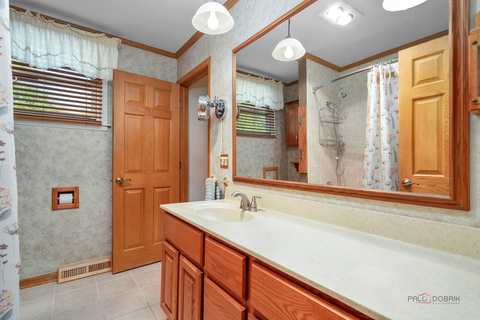 615 E Golf Road Property Photo 23