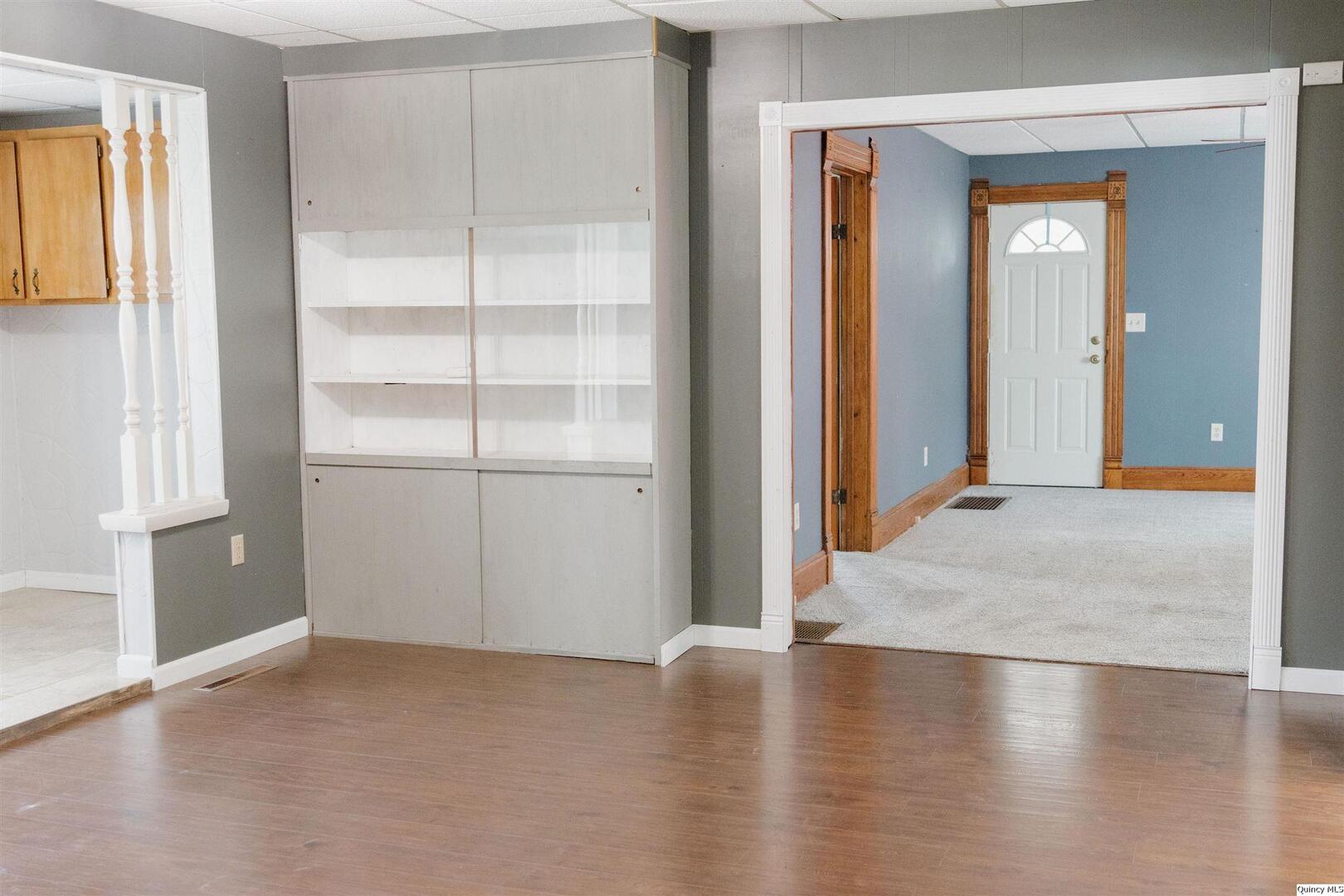 404 Hanna Property Photo 4