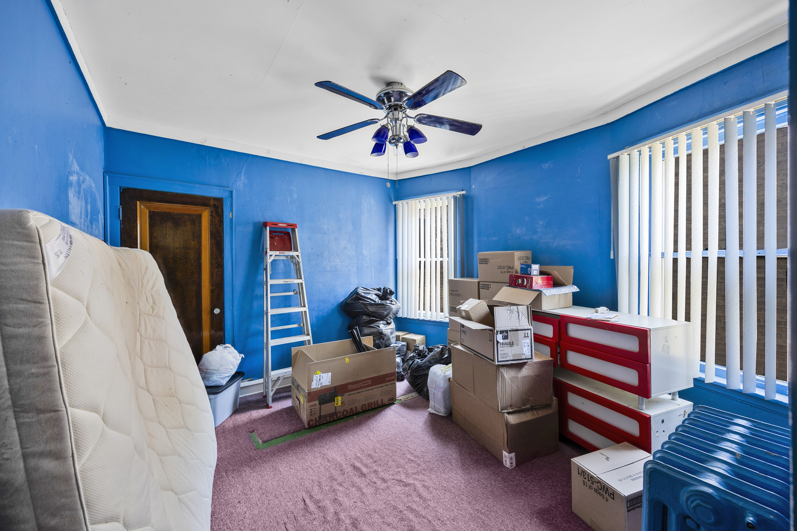 2153 121st Place Property Photo 2