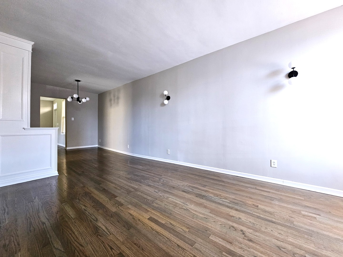 3088 S Lyman Street Property Photo 4
