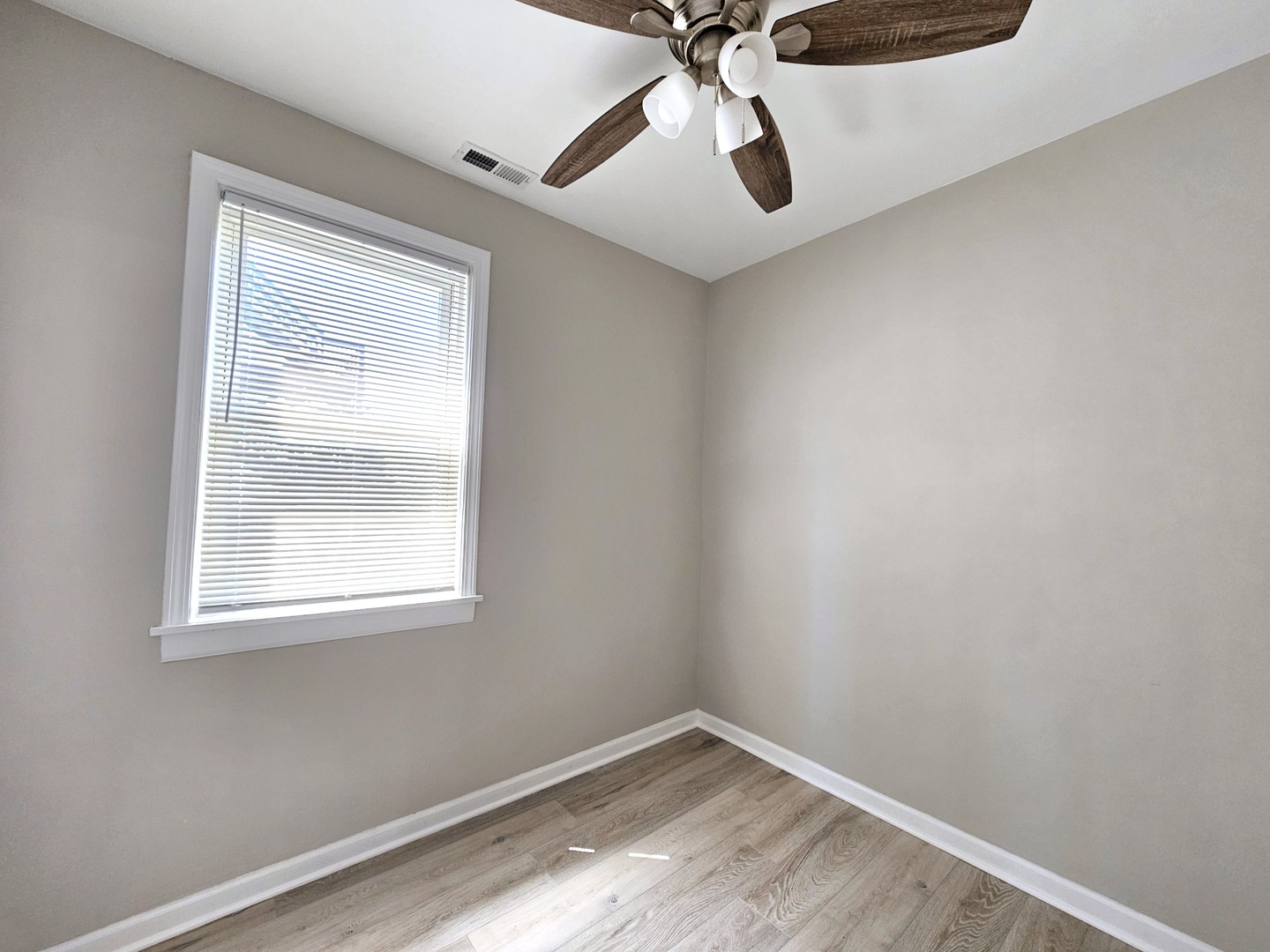 3088 S Lyman Street Property Photo 22