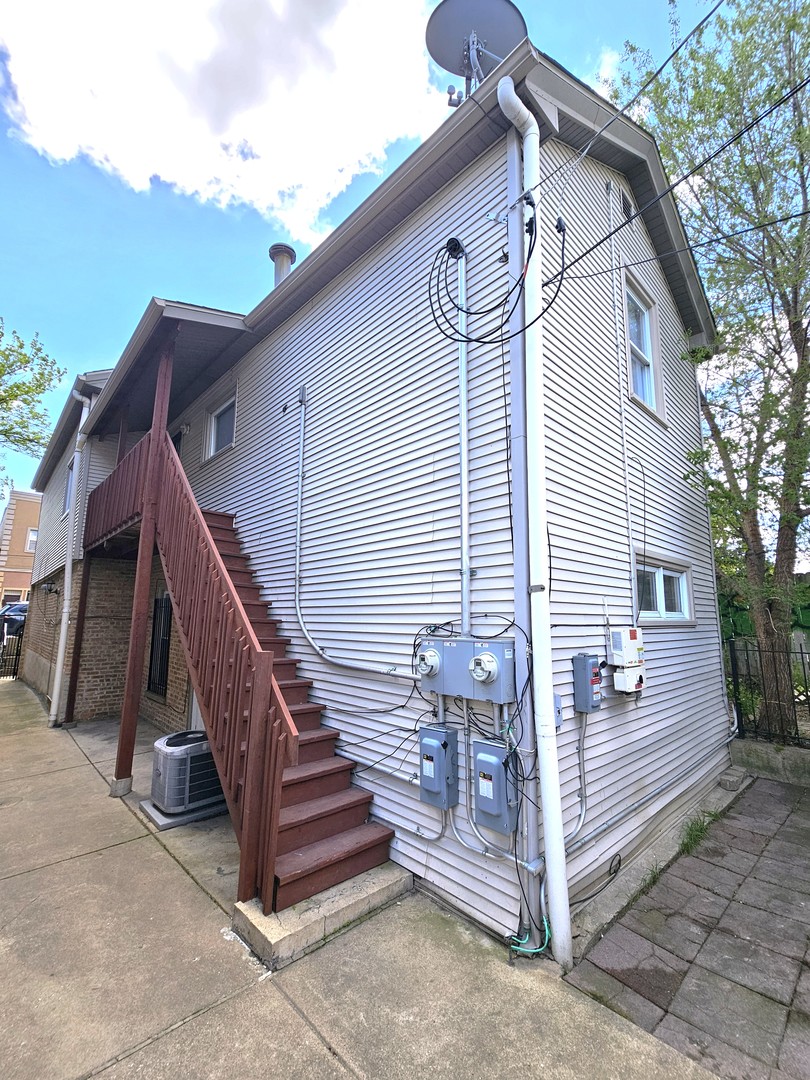 3088 S Lyman Street Property Photo 27