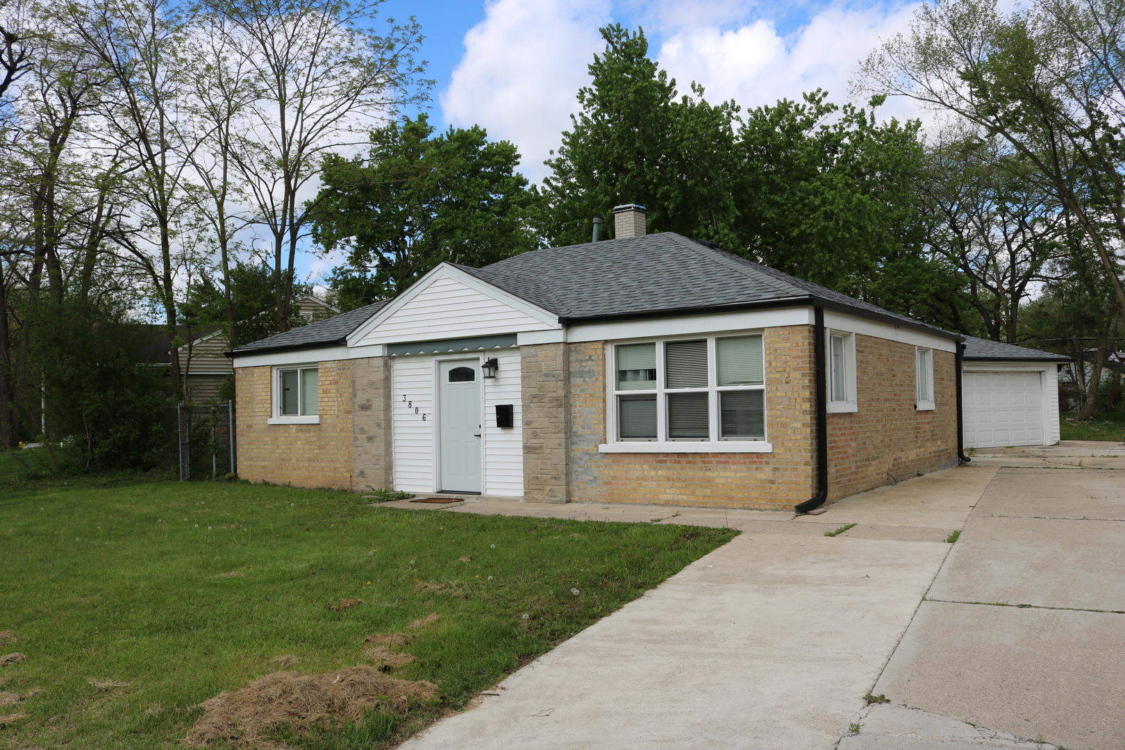 3806 Western Avenue Property Photo 1