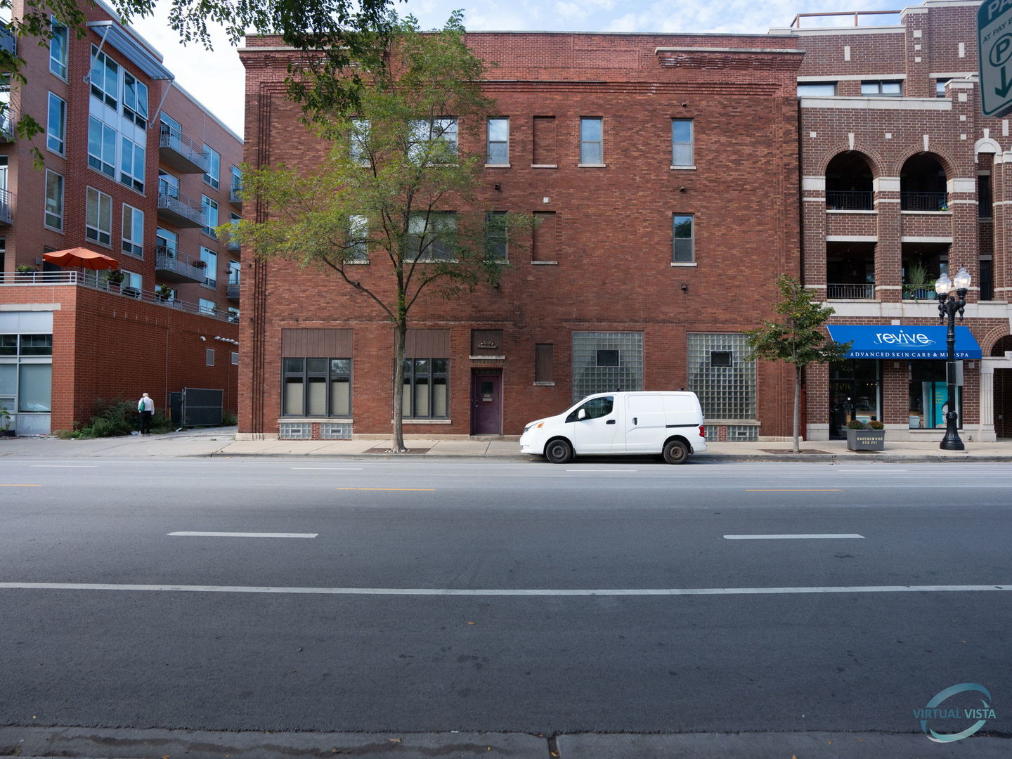 4848 N Clark Street Property Photo 1