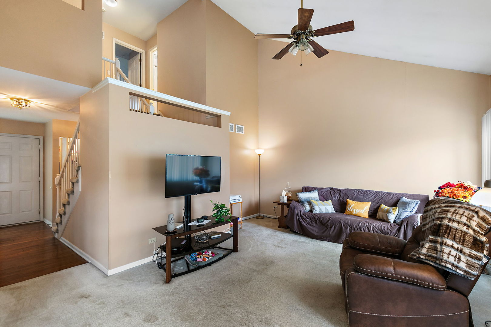 1493 Exeter Lane Property Photo 4