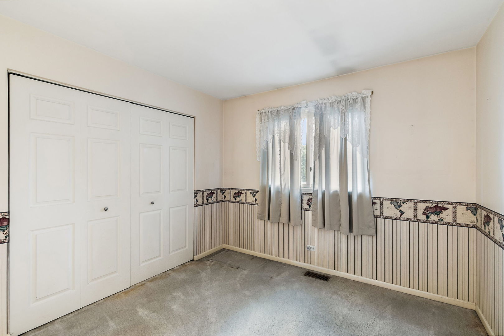 1493 Exeter Lane Property Photo 15
