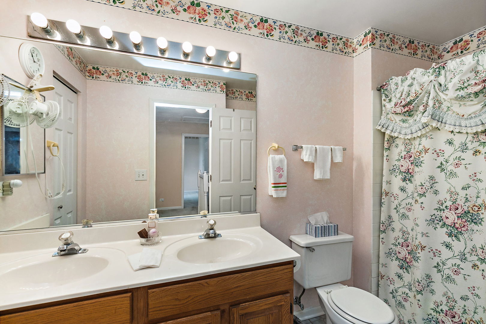 1493 Exeter Lane Property Photo 17