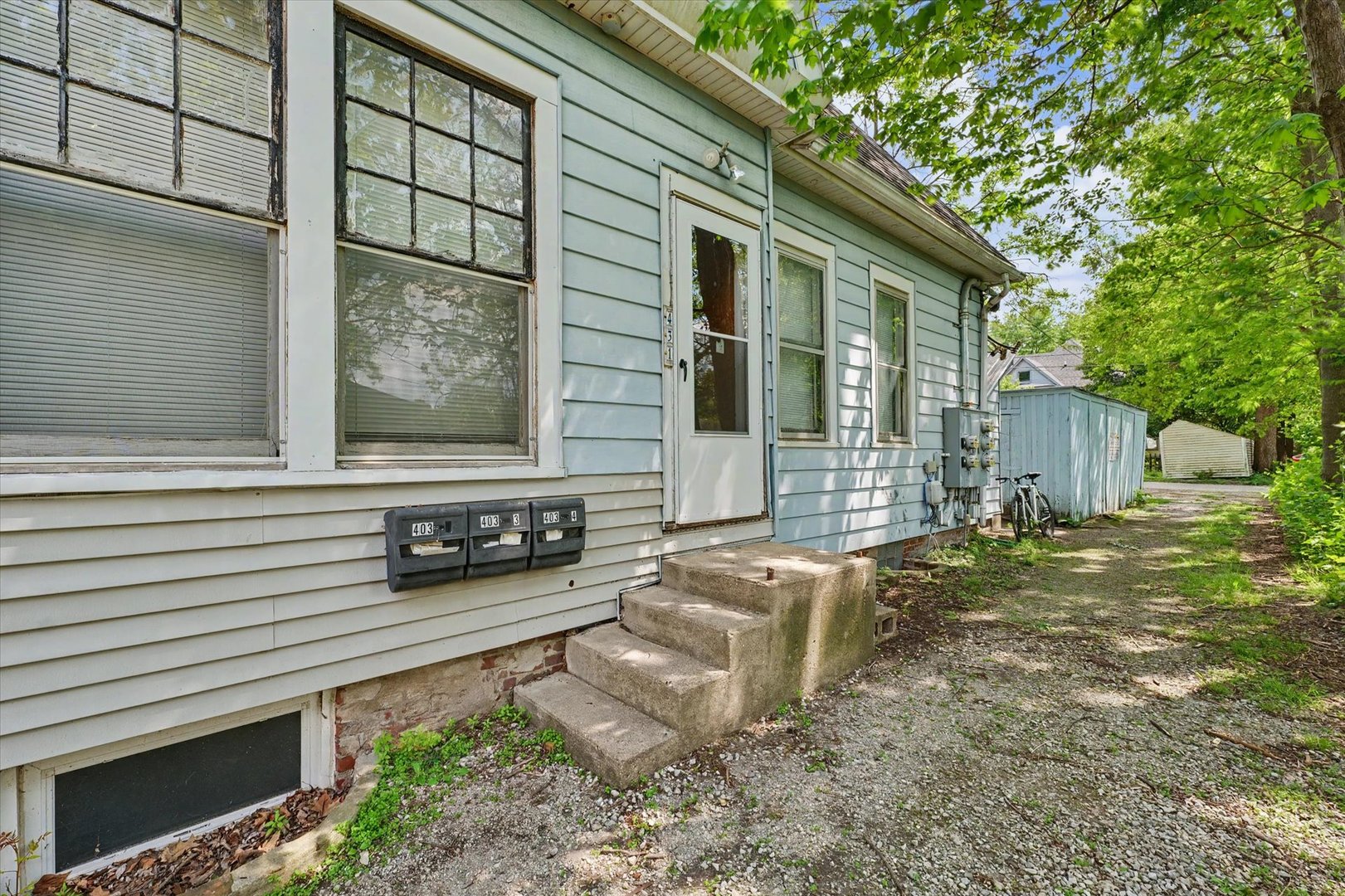 403 W Columbia Avenue Property Photo 42