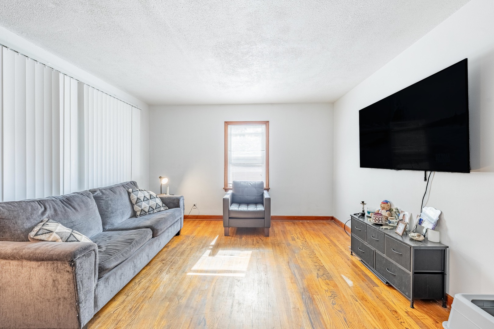 2910 E 138 Place Property Photo 11
