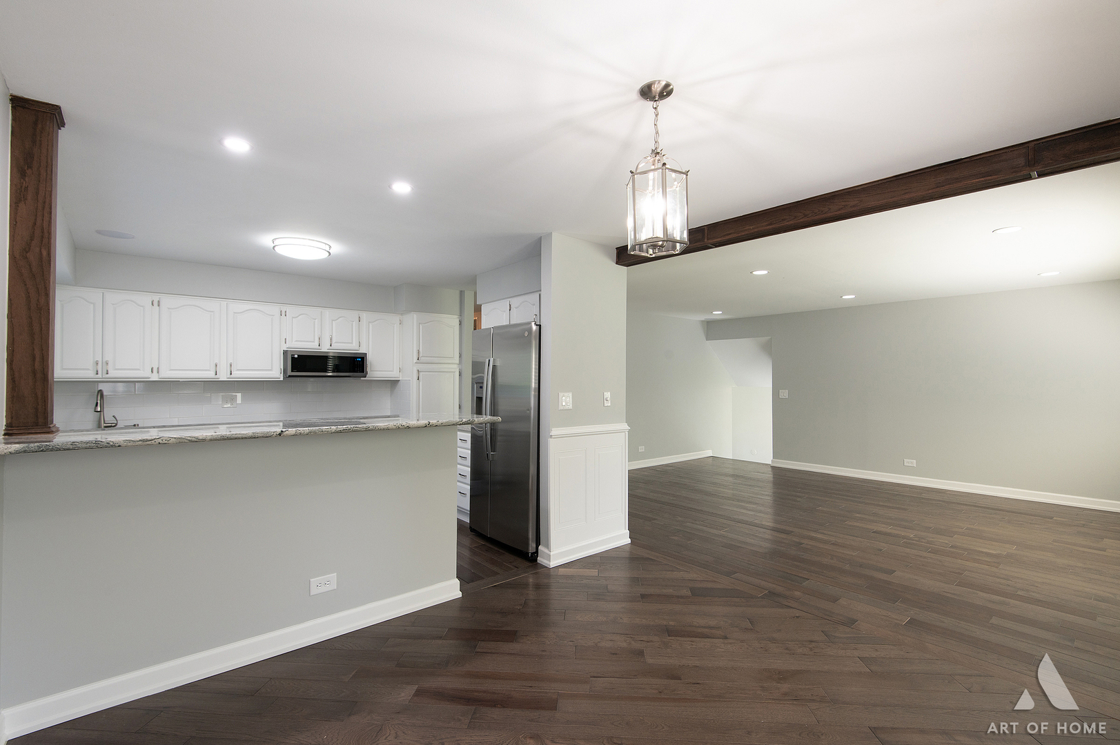 6425 Clark Drive Property Photo 8