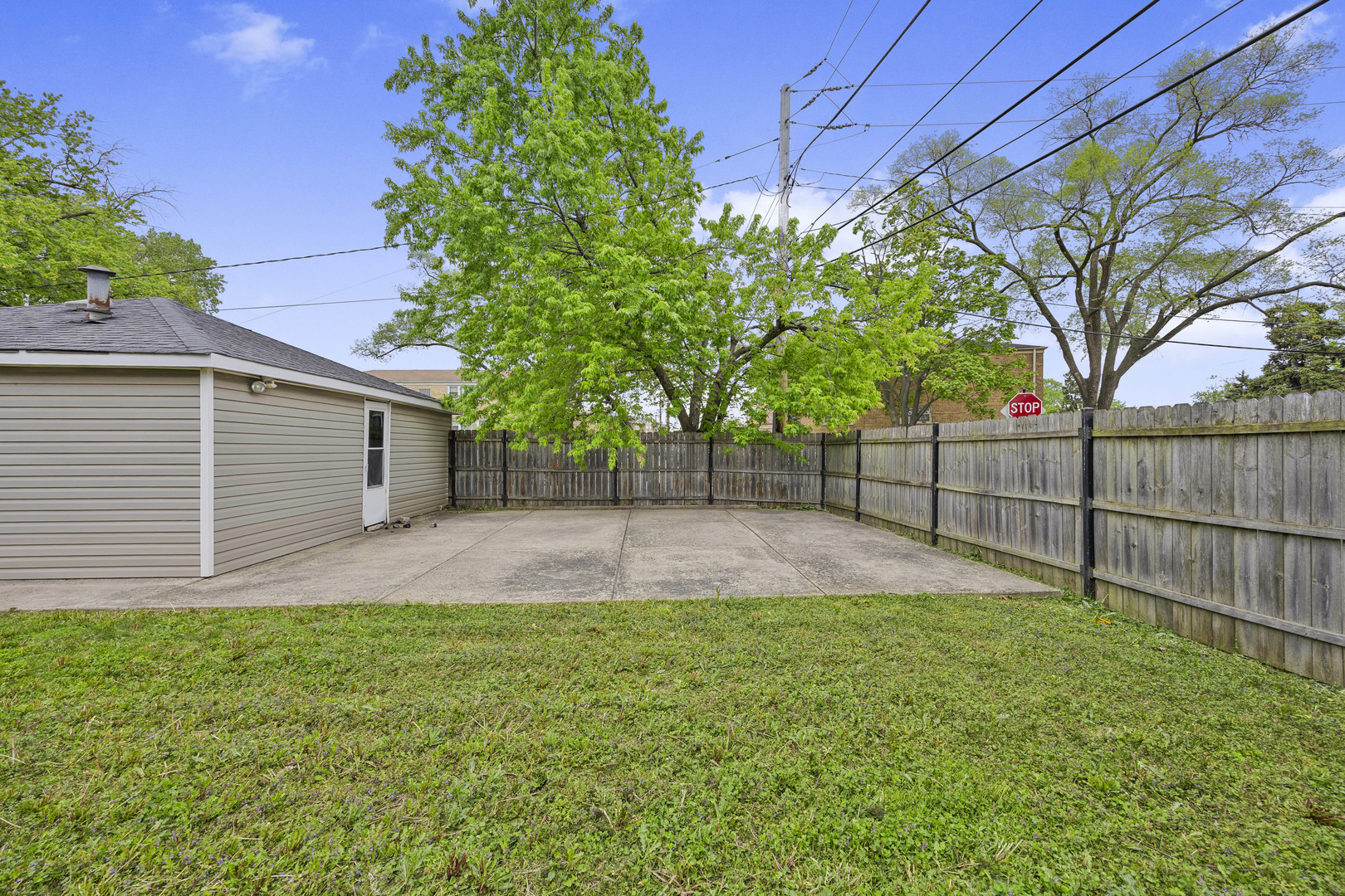 4405 Butterfield Road Property Photo 19