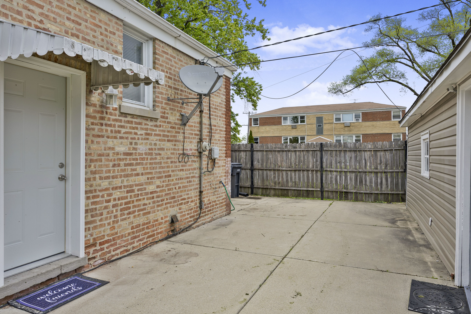 4405 Butterfield Road Property Photo 20