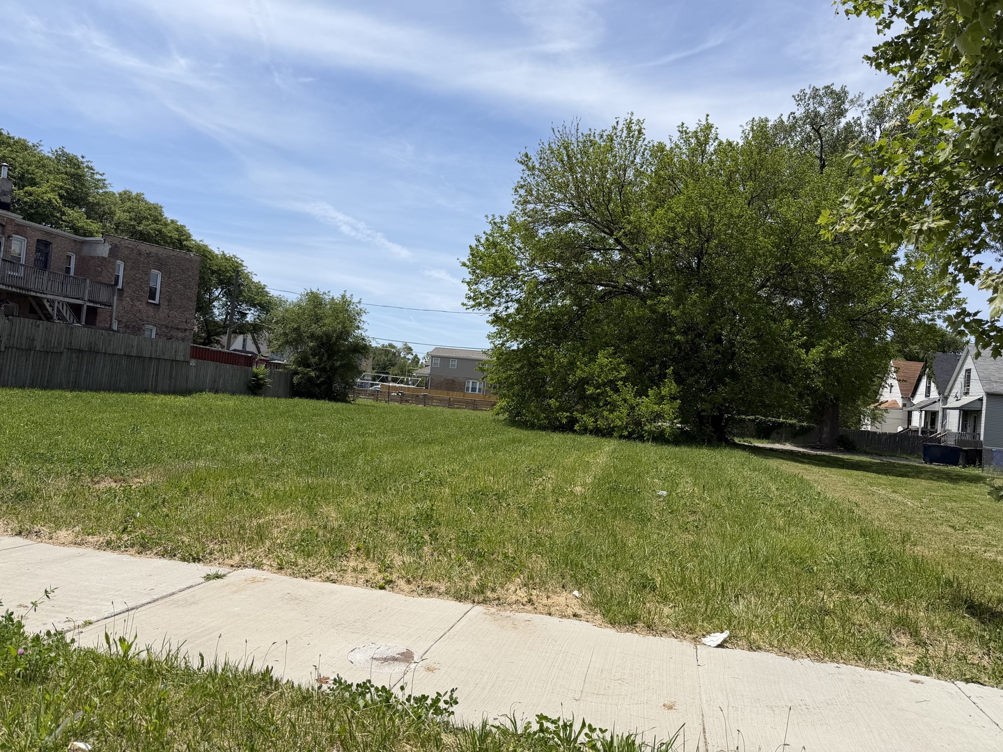 6012 S Union Avenue Property Photo 1