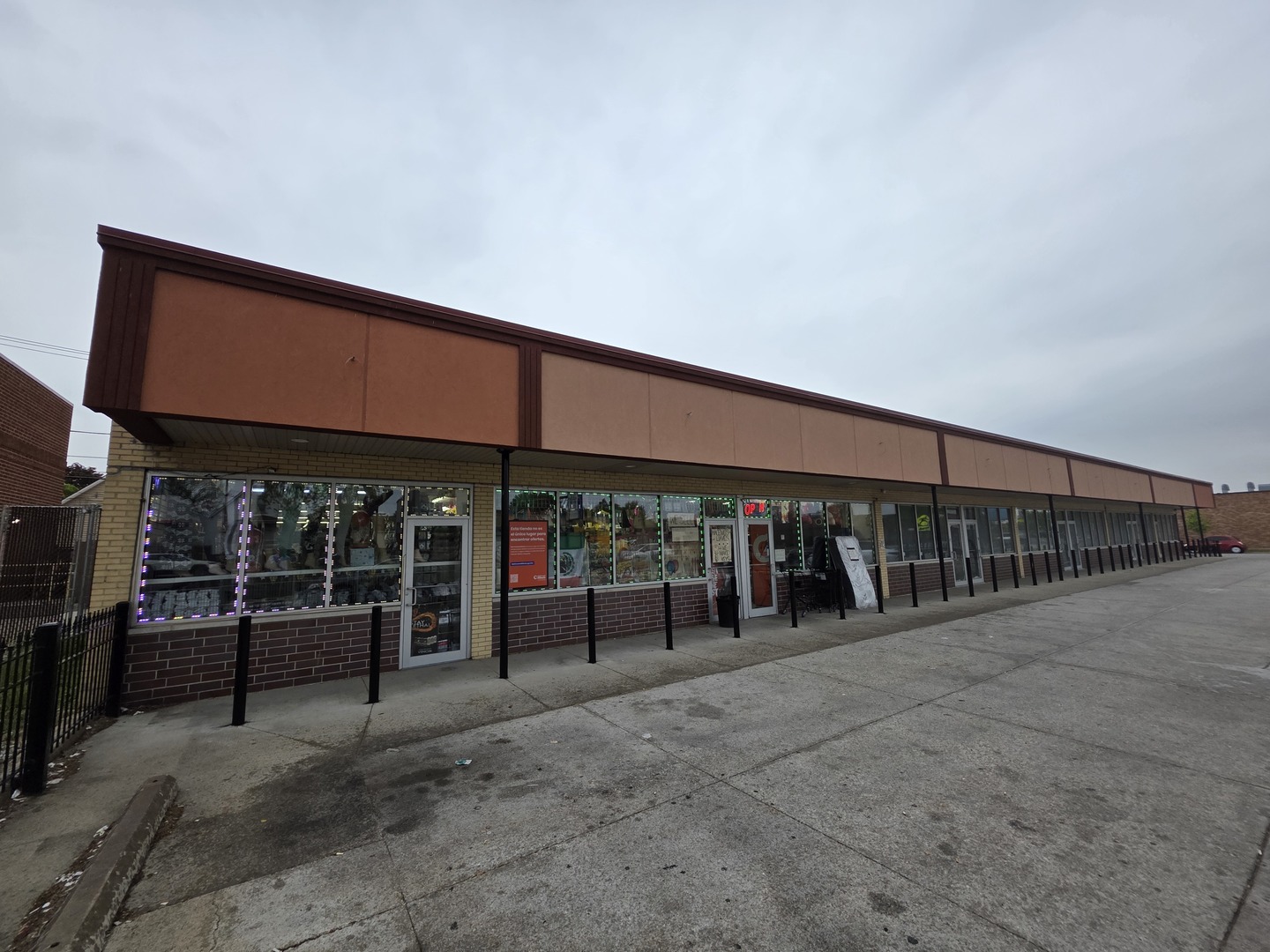 4600-4612 S Pulaski Avenue Property Photo 3