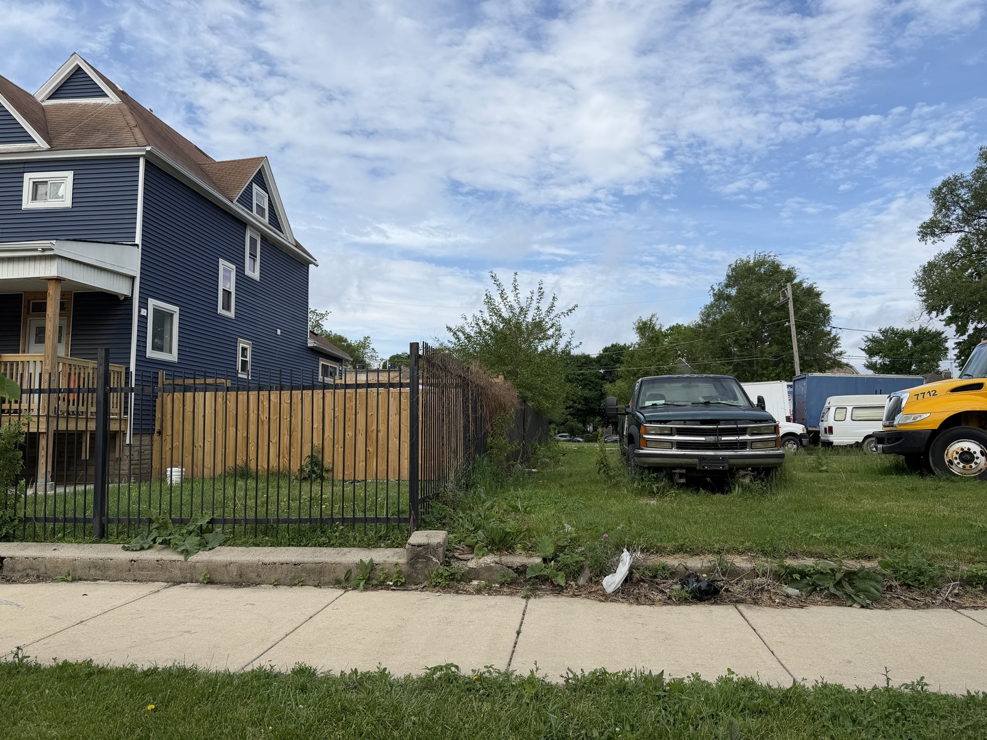 6928 S Bishop Street Property Photo 1