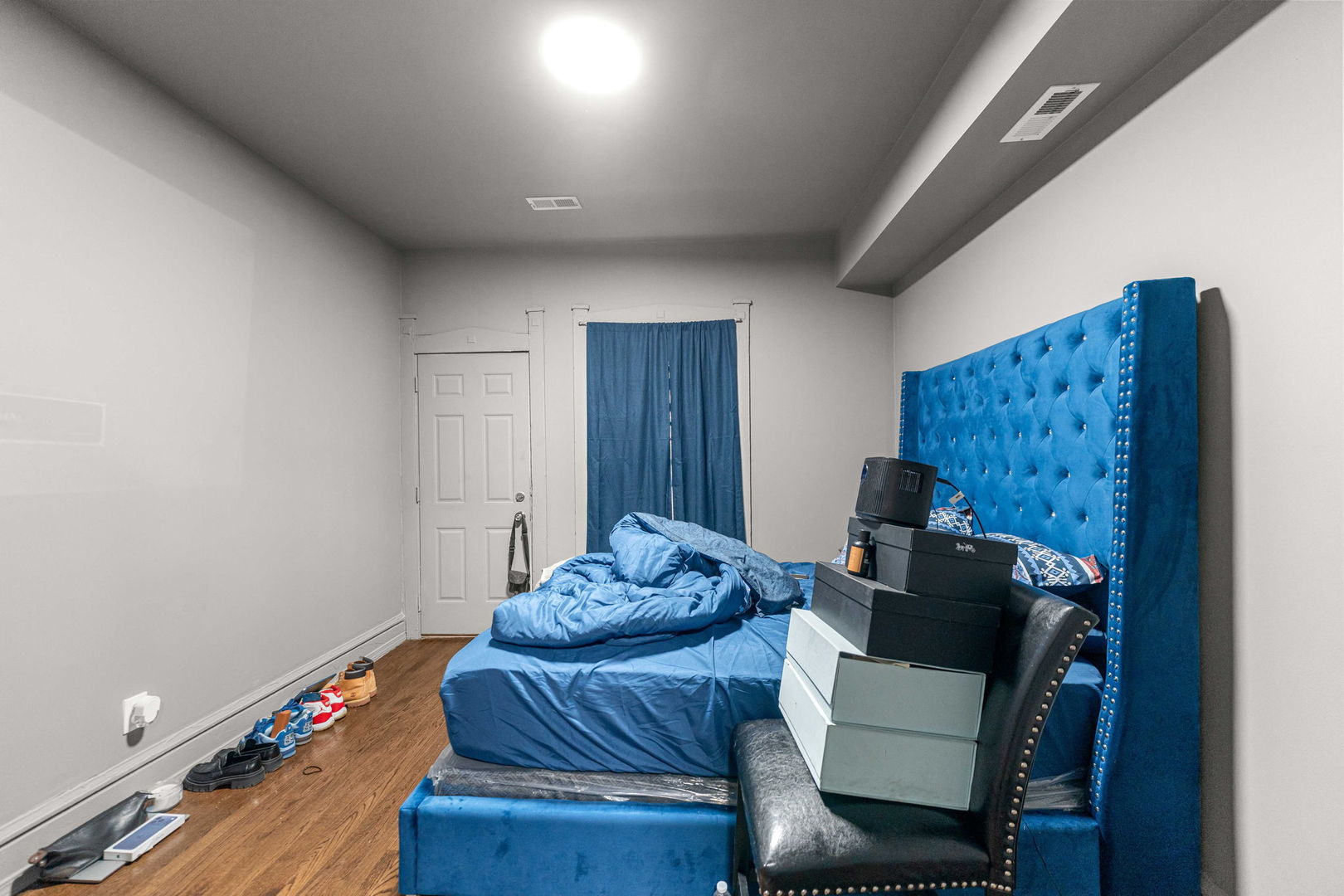 6140 S Eberhart Avenue Property Photo 11