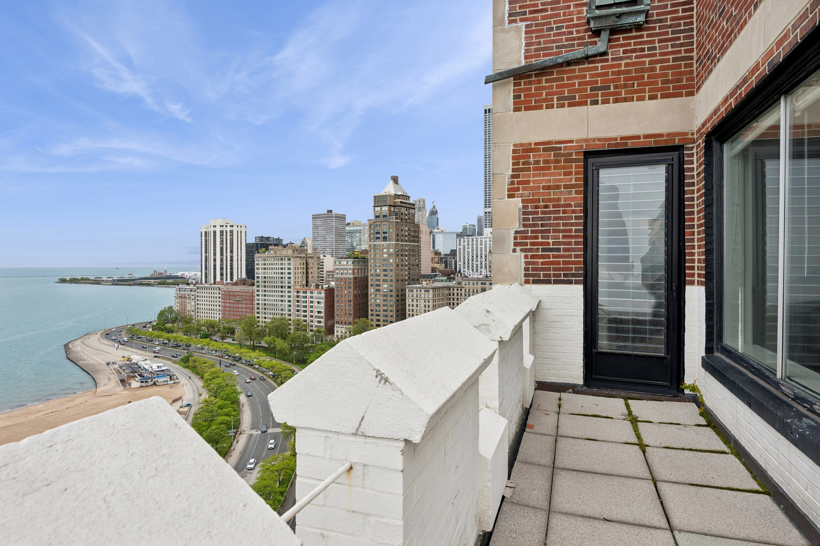 1120 N Lake Shore Drive 18ab Property Photo 8