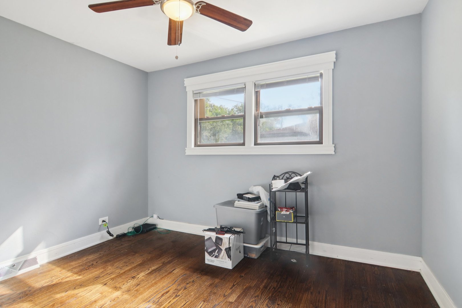 14901 Western Avenue Property Photo 12