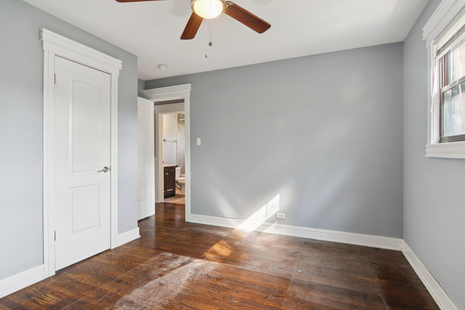 14901 Western Avenue Property Photo 15
