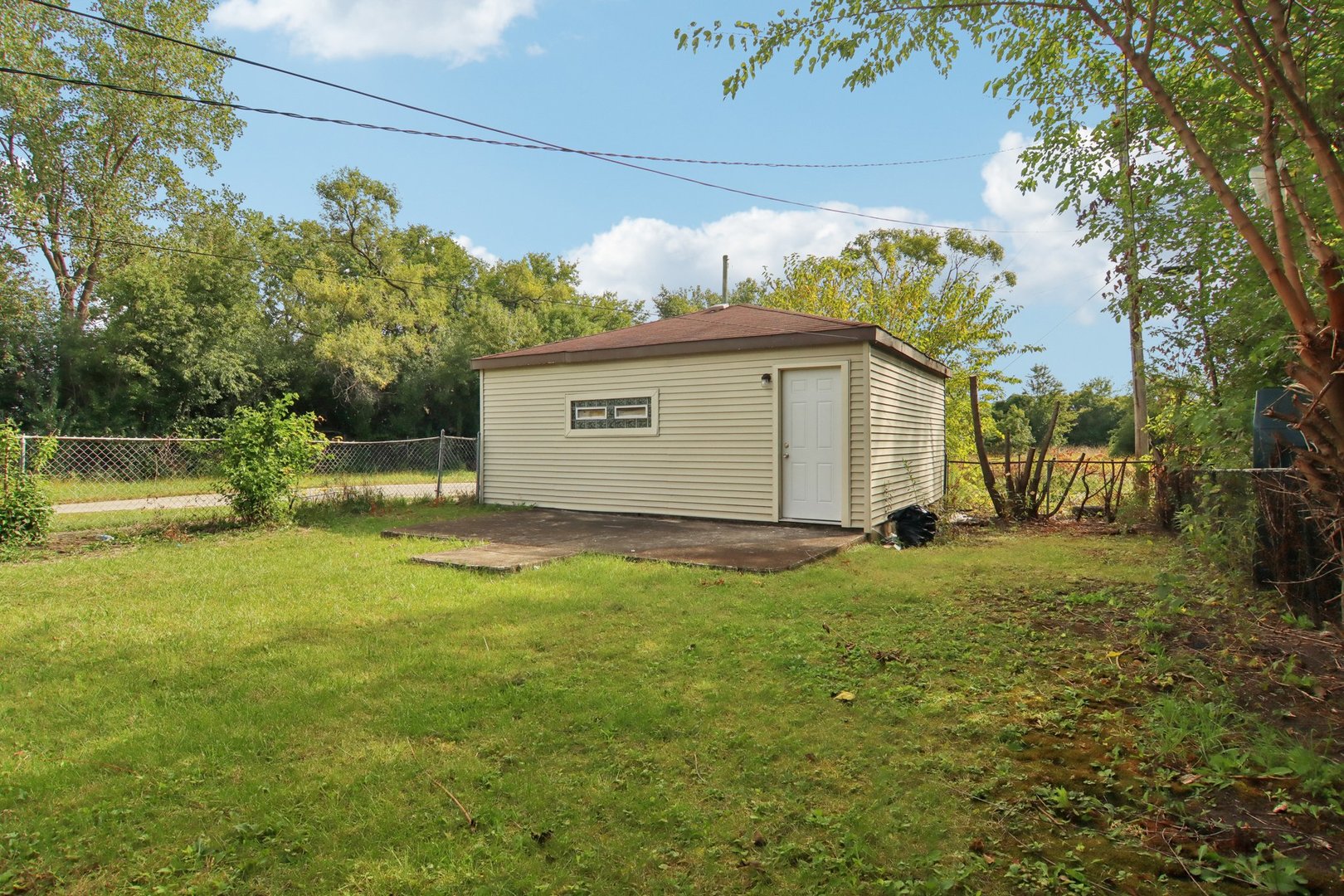 14901 Western Avenue Property Photo 20