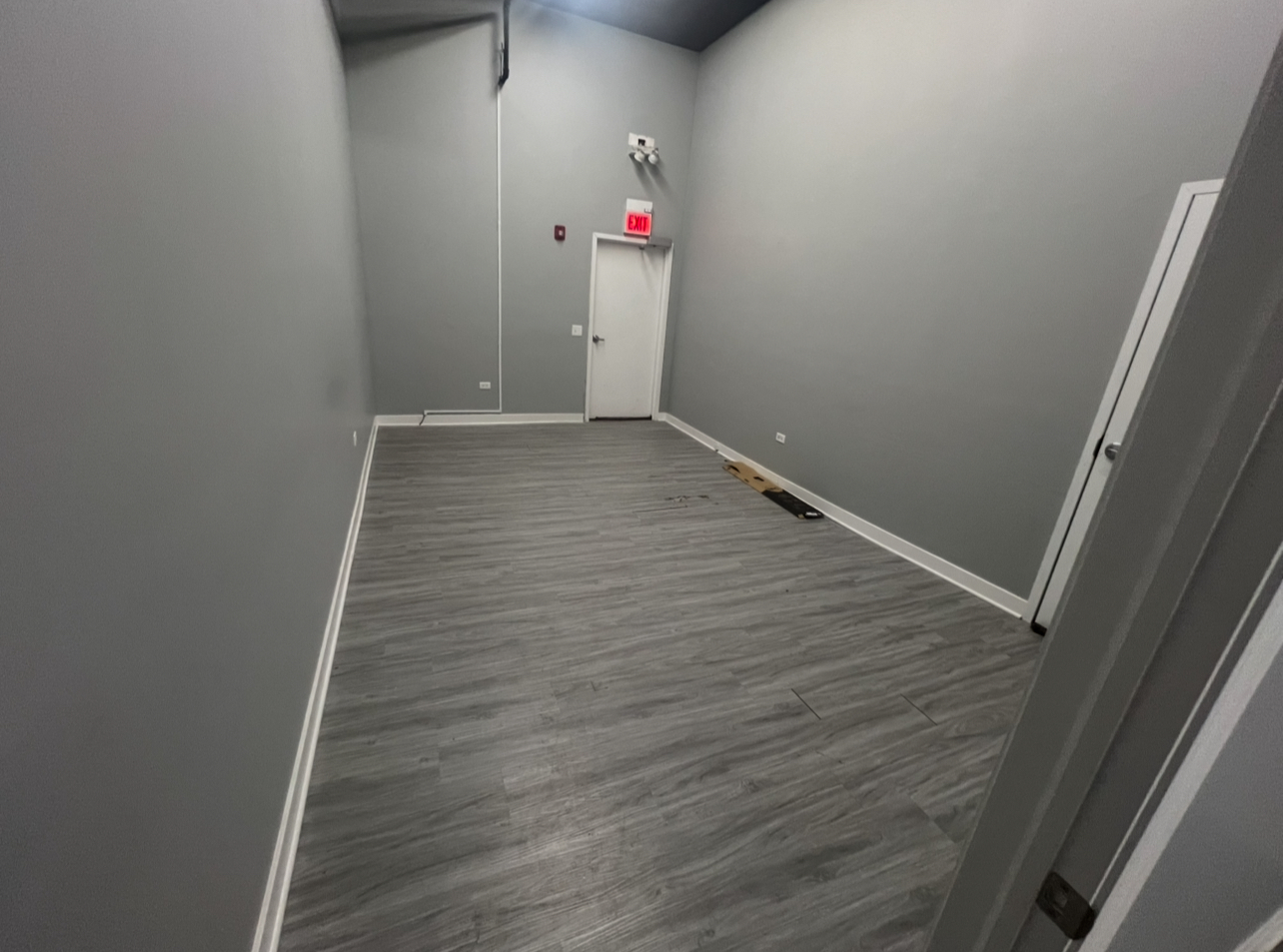 16 N Broadway Property Photo 5
