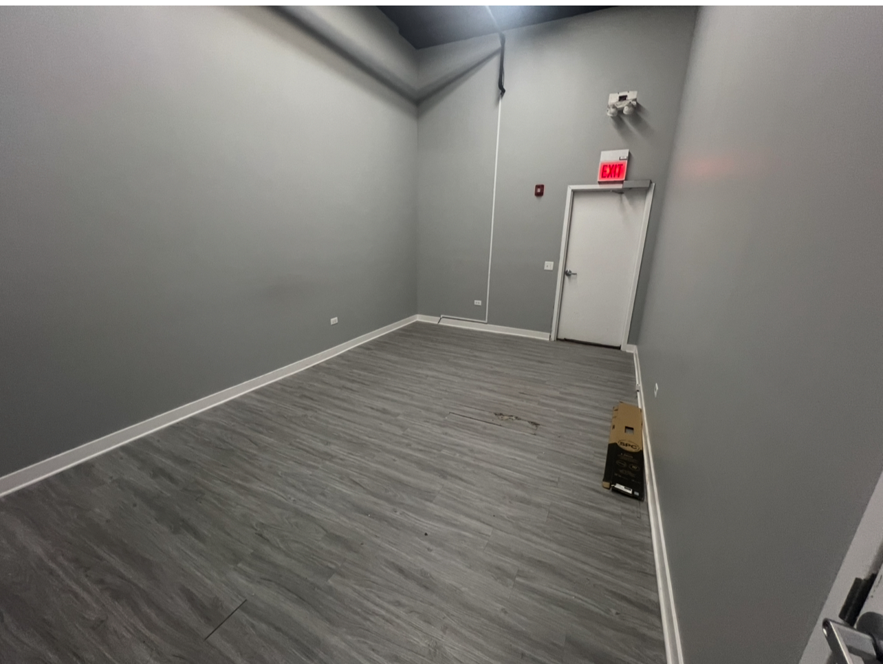 16 N Broadway Property Photo 6