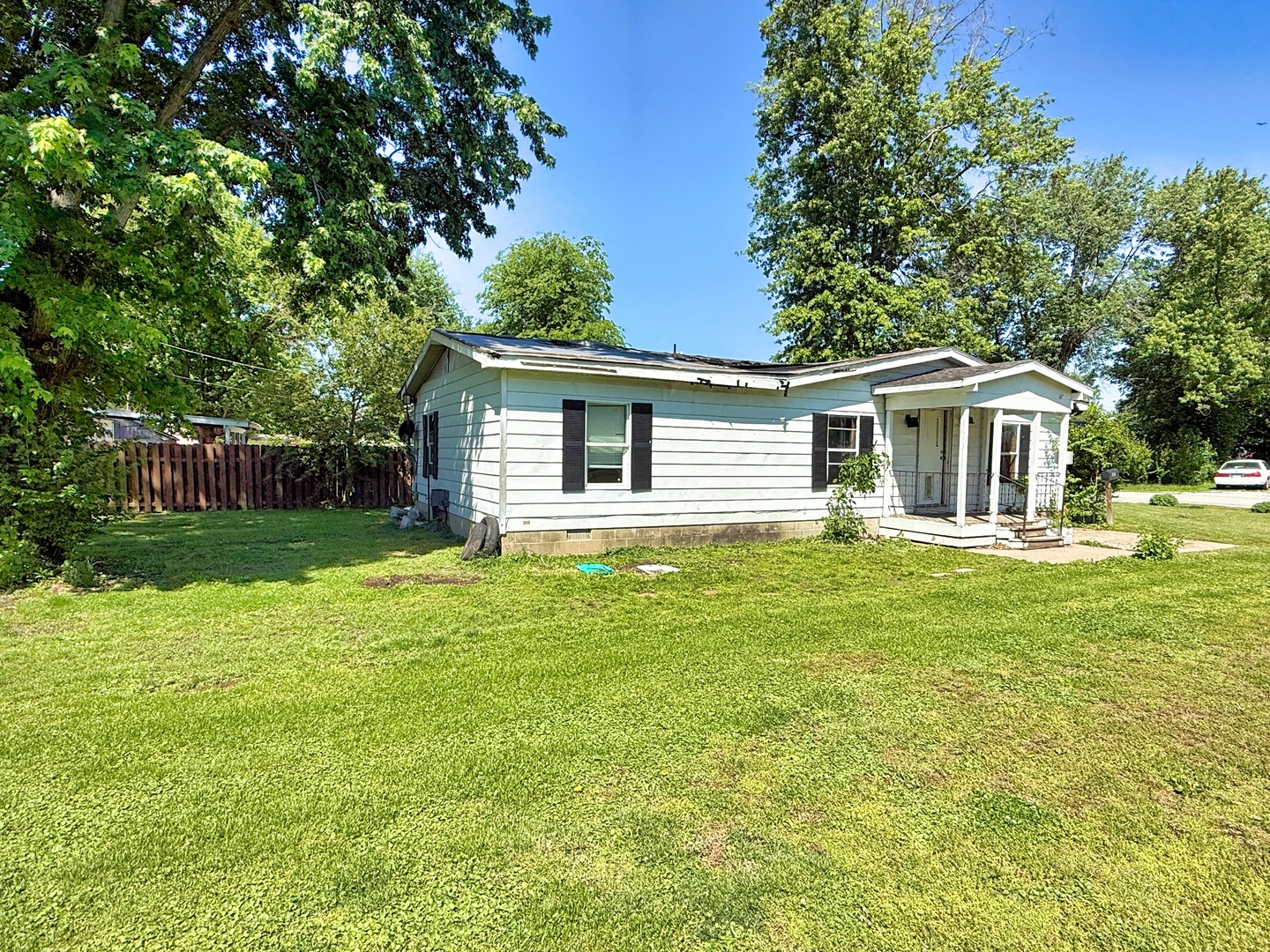 210 Park Avenue Property Photo 5